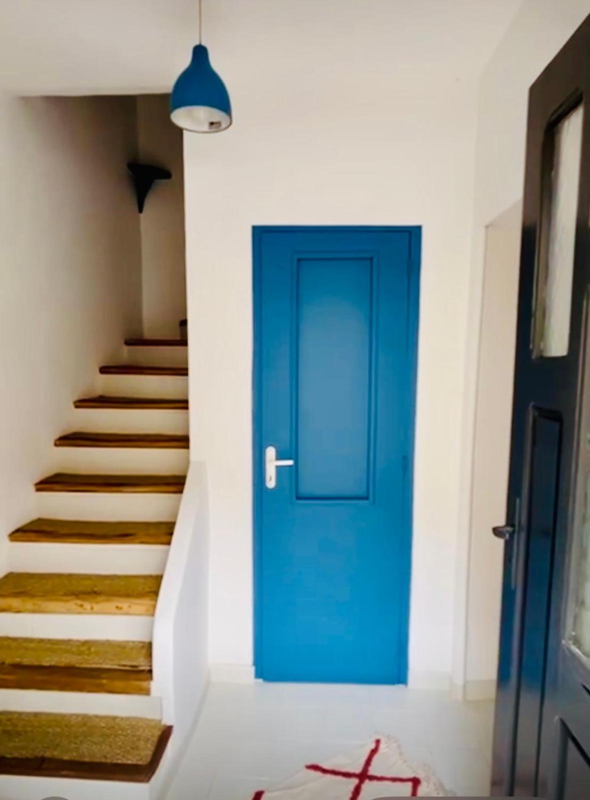 Gites La Maison Pres De La Fontaine Et La Cabane Du Pecheur Talairan Exteriör bild